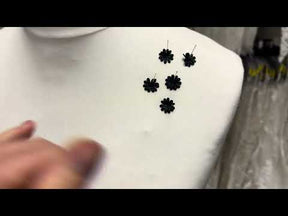 Fleurs en satin noir - M12 (Sachet de 144)