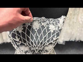 Tulle brodé de perles ivoire - EB1062