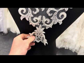 Applique en dentelle perlée ivoire - T815