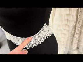 Galon de dentelle à sequins ivoire - T931