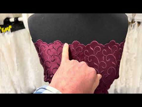 Satin duchesse brodé lie-de-vin foncé - P476