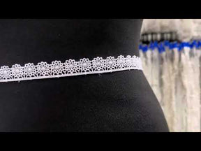 Bordure en dentelle blanche brodée - Tiffany