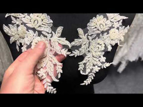 Appliques en dentelle ivoire perlée – Nicole