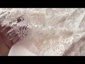 Dentelle de Chantilly Rose Antique - P305 (90cm)
