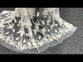Tulle ivoire brodé de perles 3D - EB1088