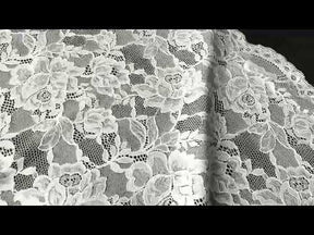 Dentelle Raschel ivoire - P212
