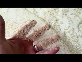 Dentelle Chantilly Or - P287