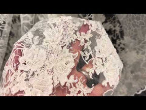 Tulle brodé de perles ivoire - EB1042