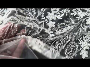 Dentelle brodée de perles ivoire - EB1099