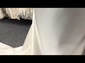 Satin duchesse en polyester ivoire pâle - P42