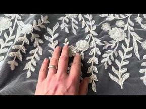 Tulle Brodé de Perles Ivoire - EB1097