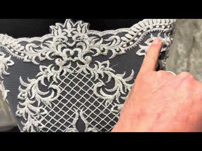 Tulle brodé de perles ivoire - EB1020