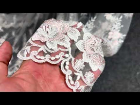Dentelle brodée ivoire et rose - EB5032