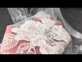 Dentelle perlée ivoire - Mattie