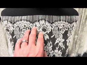 Dentelle Chantilly Beige - P305 (140cm)
