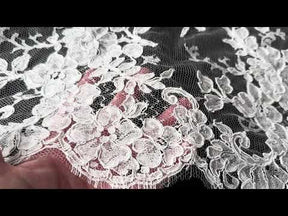 Dentelle Chantilly ivoire à cordon – Zetina