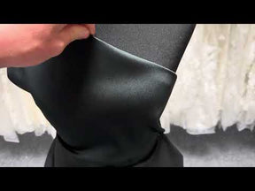 Mélange de soie noir Mikado doux - P608