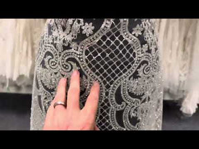 Robe de bal en tulle pailleté ivoire à carreaux