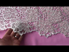 Dentelle brodée de perles ivoire à prix réduit - Ramona