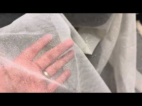 Tulle blanc à paillettes dorées - P15