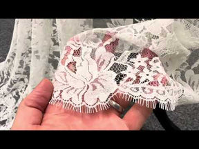 Dentelle de Mariée Chantilly Ivoire - Merlina