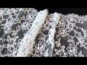 Dentelle Chantilly ivoire à cordons - Rorie