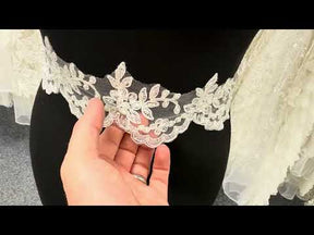 Galon en dentelle perlée ivoire - T81