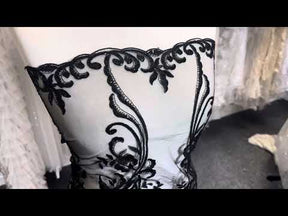 Dentelle Brodée Noire - Greer