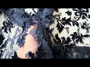 Velours marine brodé de dentelle - Madina