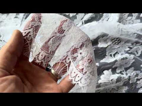 Dentelle de Chantilly blanche - LA2010