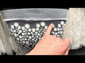 Dentelle brodée contemporaine ivoire - EB5040