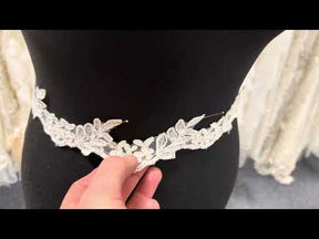 Bordure en dentelle cordée ivoire - T58