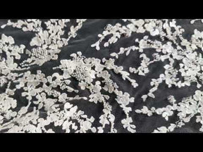 Tulle brodé de perles ivoire - EB1093
