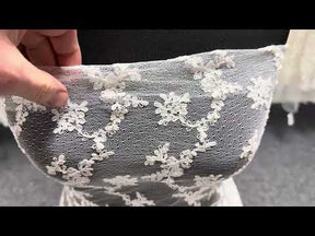 Dentelle française brodée ivoire - Remington