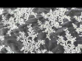 Dentelle cordée ivoire - P637