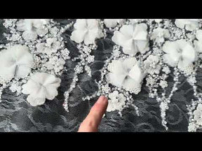 Tulle ivoire brodé de perles en 3D - EB1106