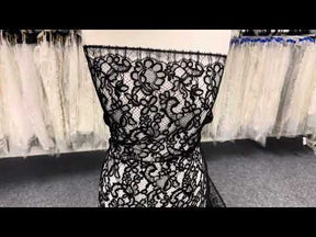 Dentelle de Chantilly noire - Tica