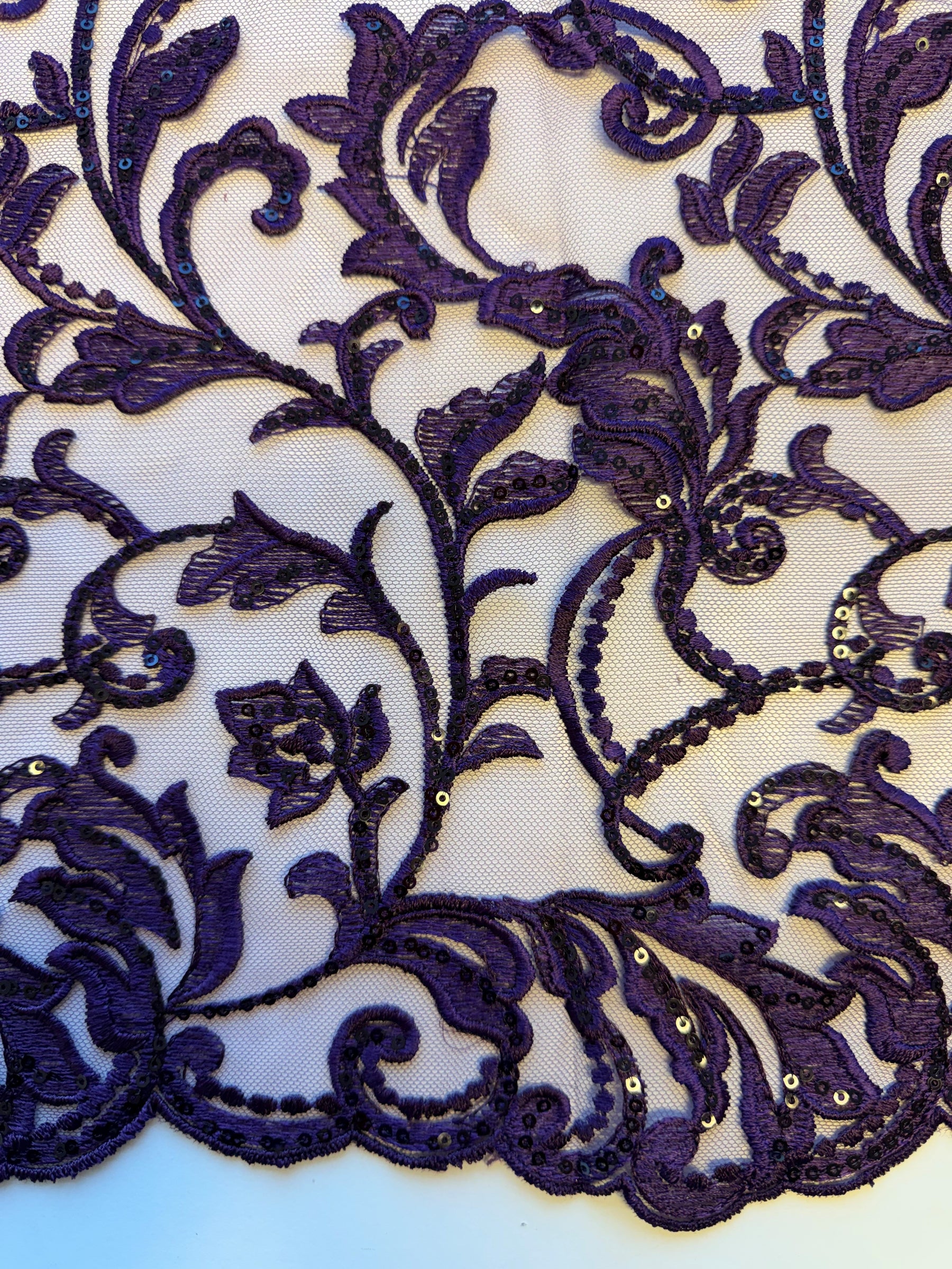 Dentelle brodée de paillettes violettes – Richina