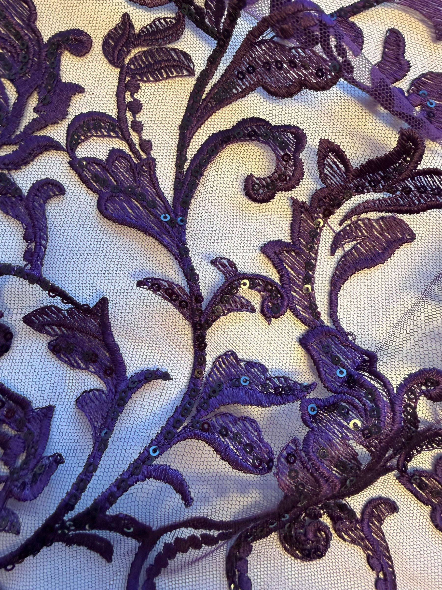 Dentelle brodée de paillettes violettes – Richina