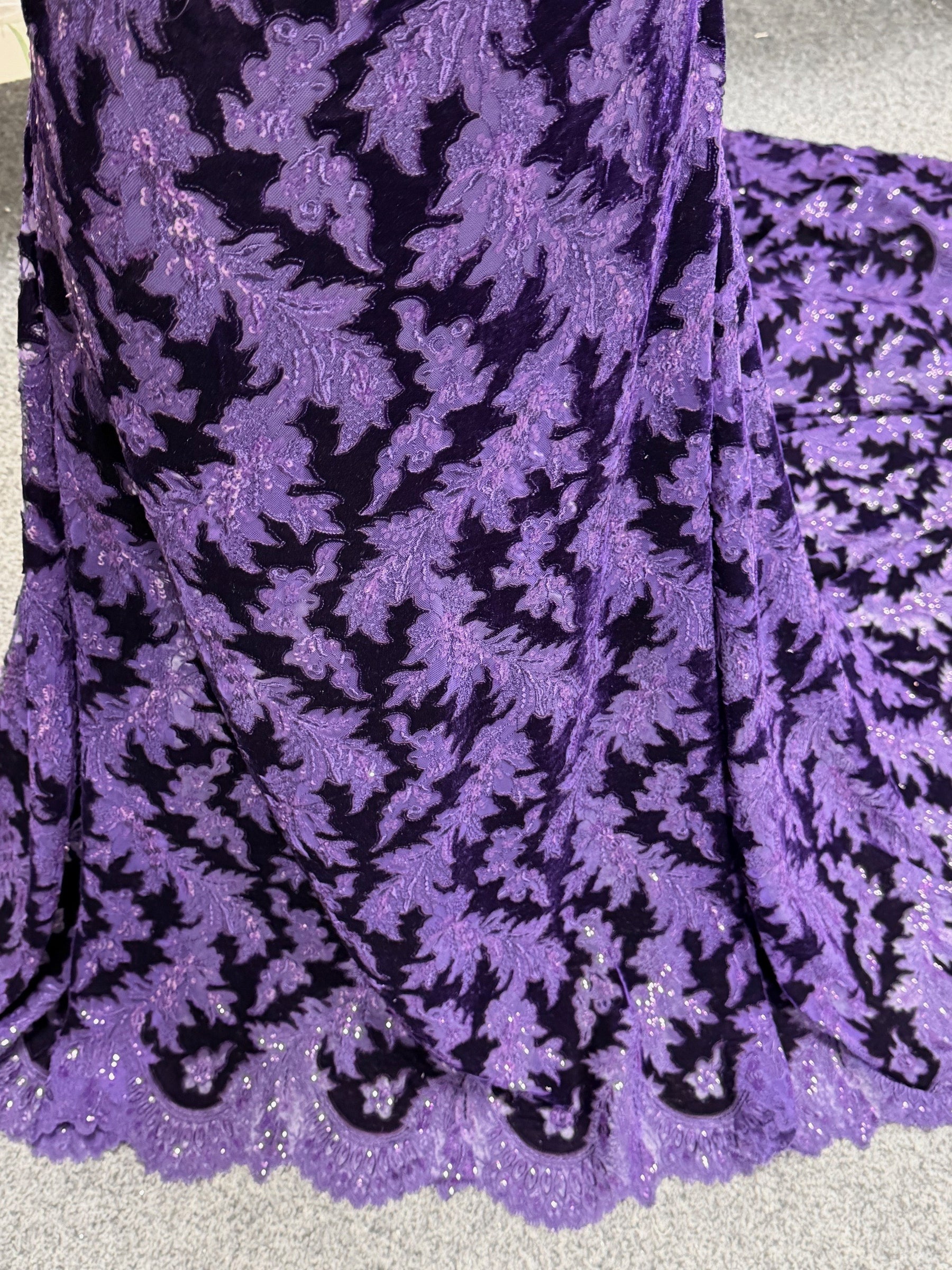 Dentelle en velours 3D violette - EB3023