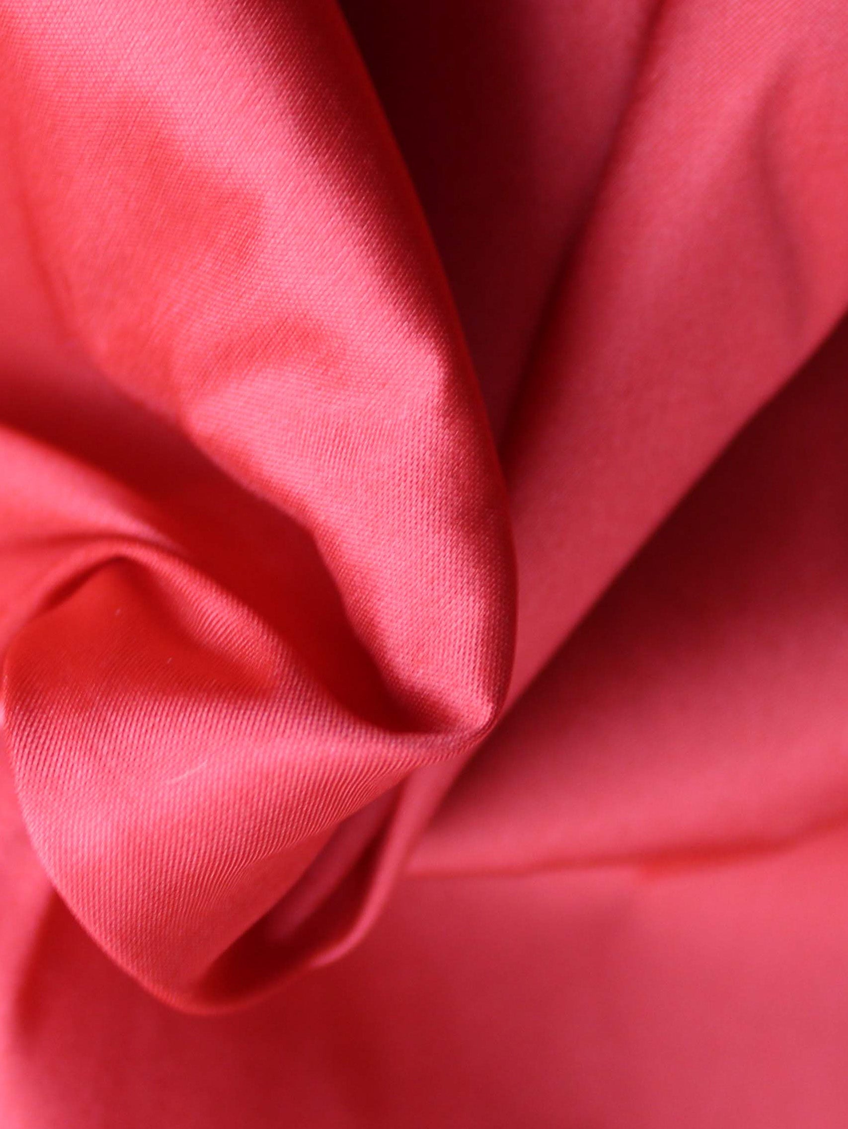 Taffetas de polyester rouge - P75
