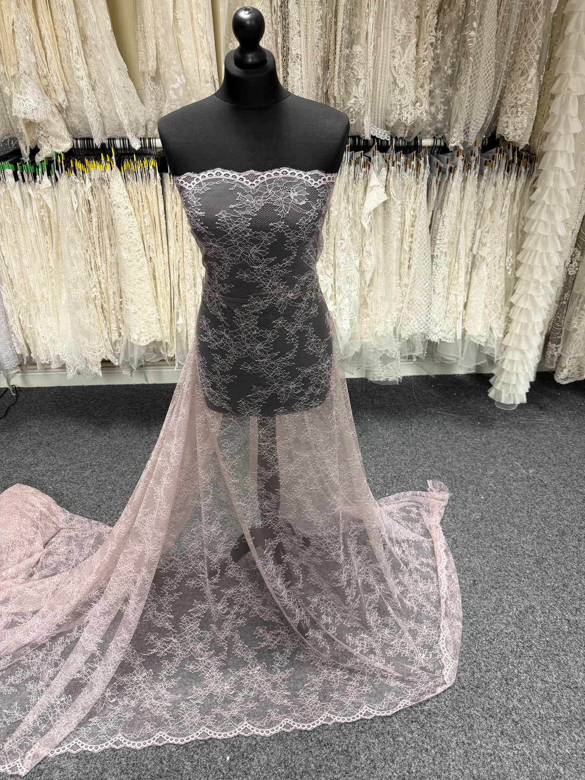 Dentelle Rachel rose mûre - Rome