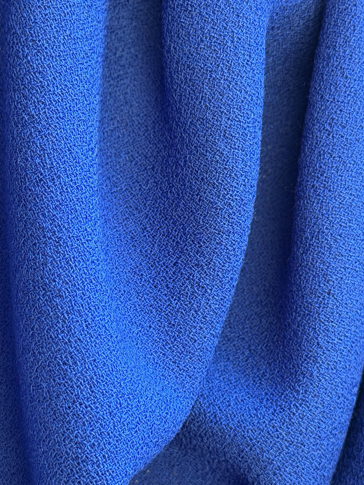 Crêpe de laine italien bleu roi - P640