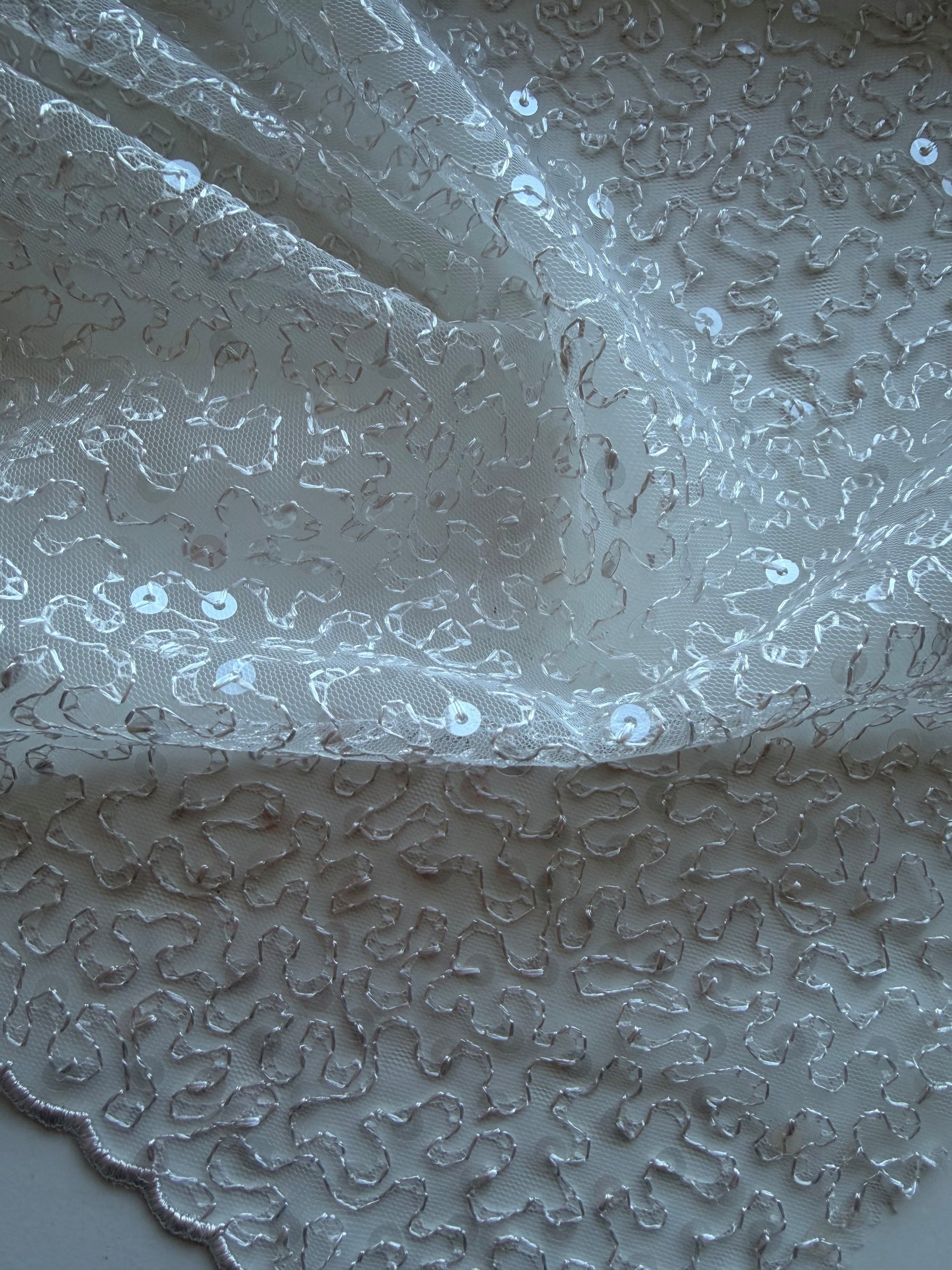 Tulle à sequins brodés rose coquillage – EB3001