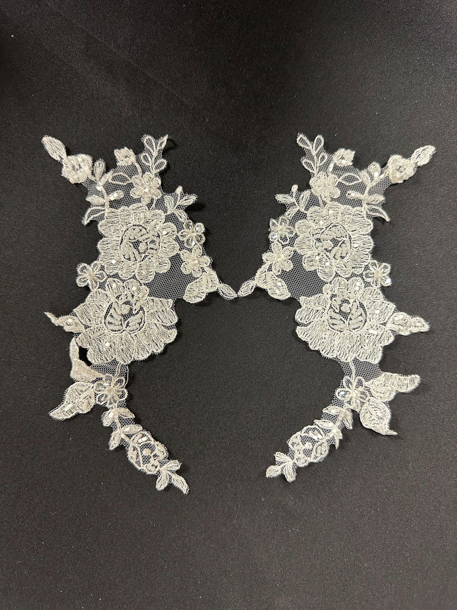 Appliques de dentelle florale ivoire - T43