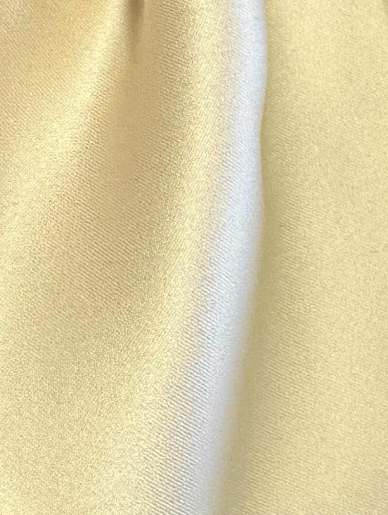 Satin Polyester Vanille - Moldavie