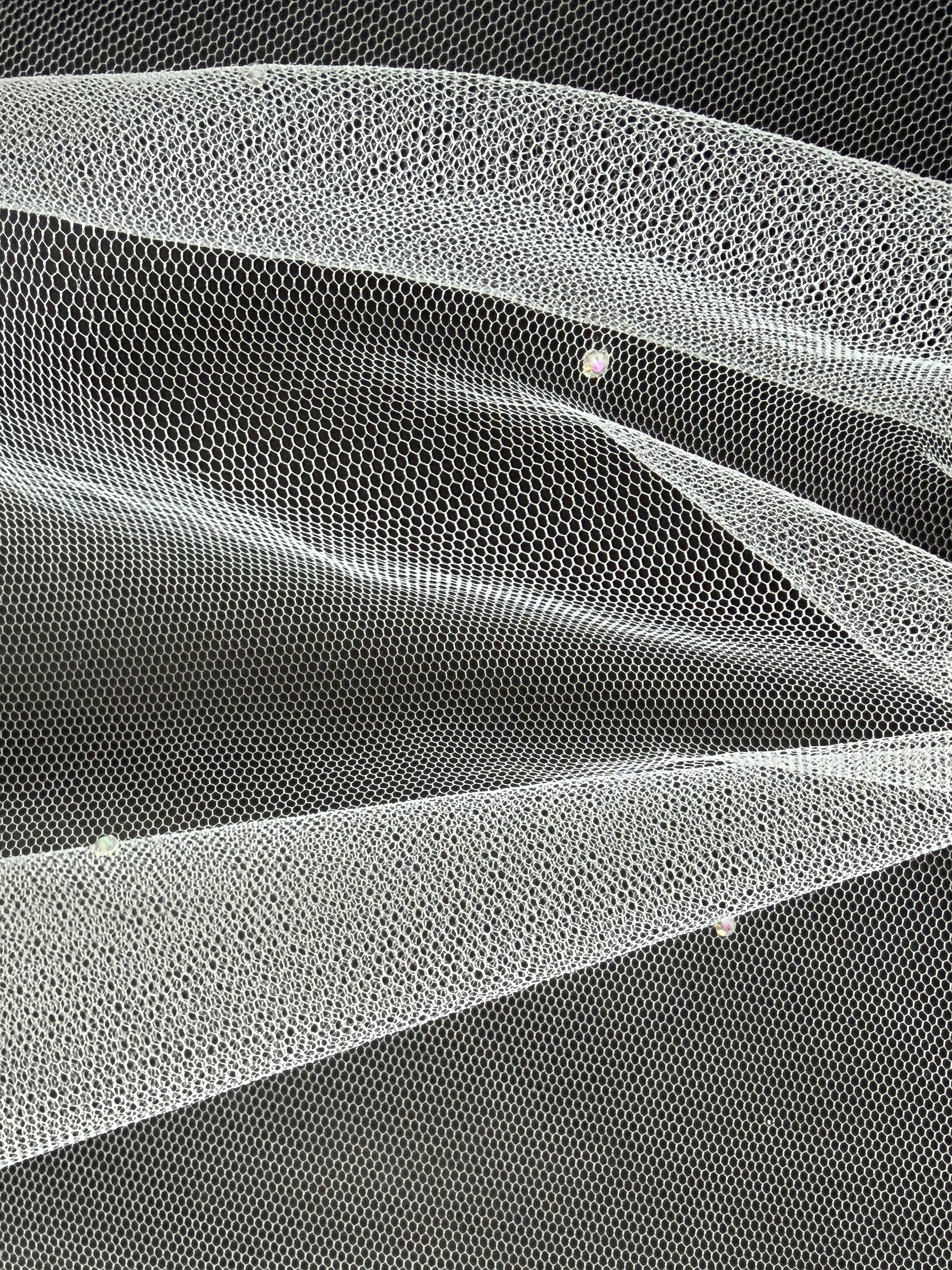 Tulle blanc orné de strass - Crystal Victoria (CF)