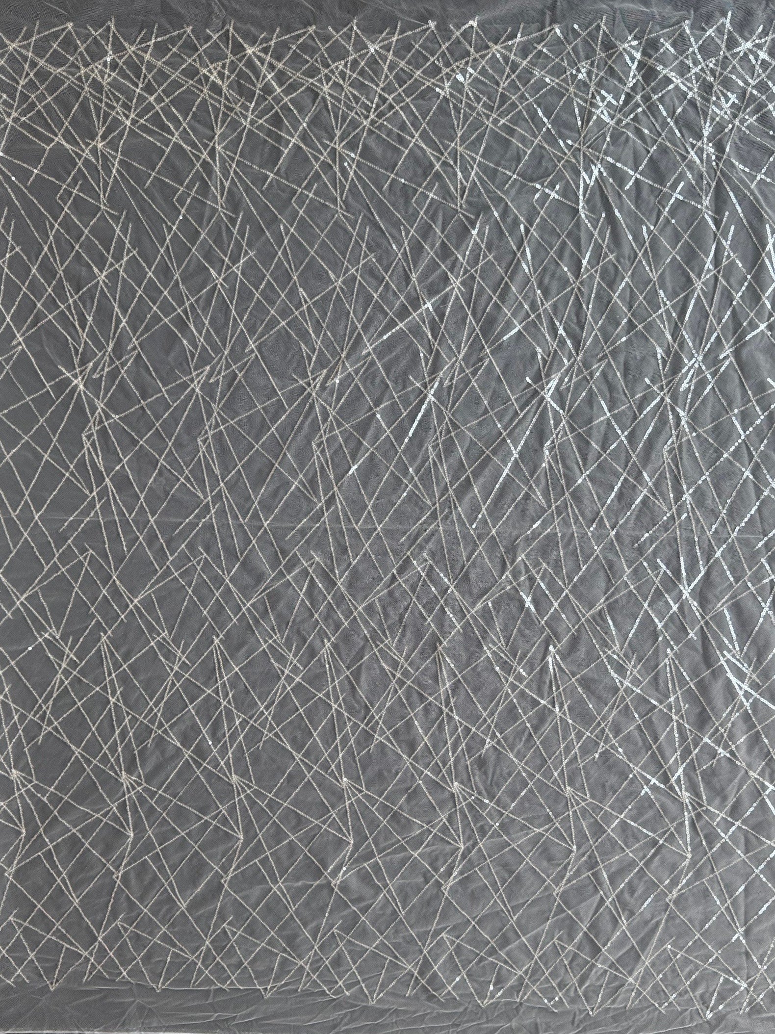 Tulle brodé de sequins ivoire - EB3022