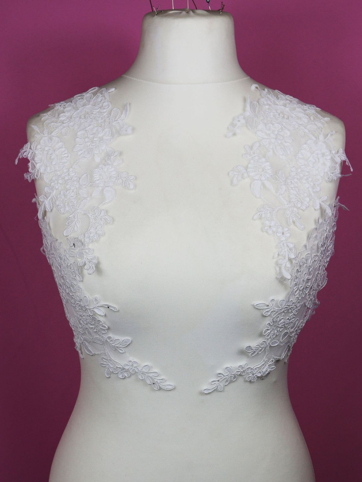 Appliques en dentelle blanche cordée - Eloise