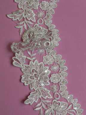 Bordure en dentelle ivoire perlée - Helma